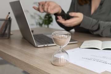 how-to-keep-track-of-working-hours-step-by-step-instructions-from-scratch-to-system